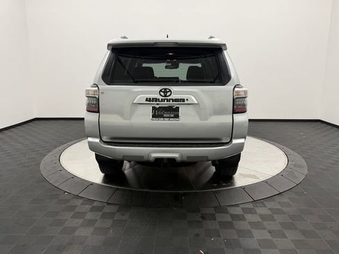 Used 2021 Toyota 4Runner SR5 image 6