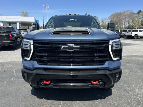 New 2026 Chevrolet Silverado 2500 LT w/ Trail Boss Package AWD/4WD image 3