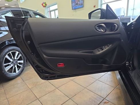 New 2026 Nissan Z Sport w/ Floor Mat Package image 15