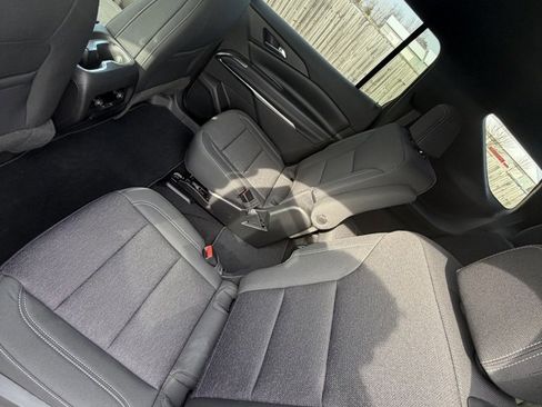 New 2026 Chevrolet Traverse LT w/ Driver Confidence Package image 8