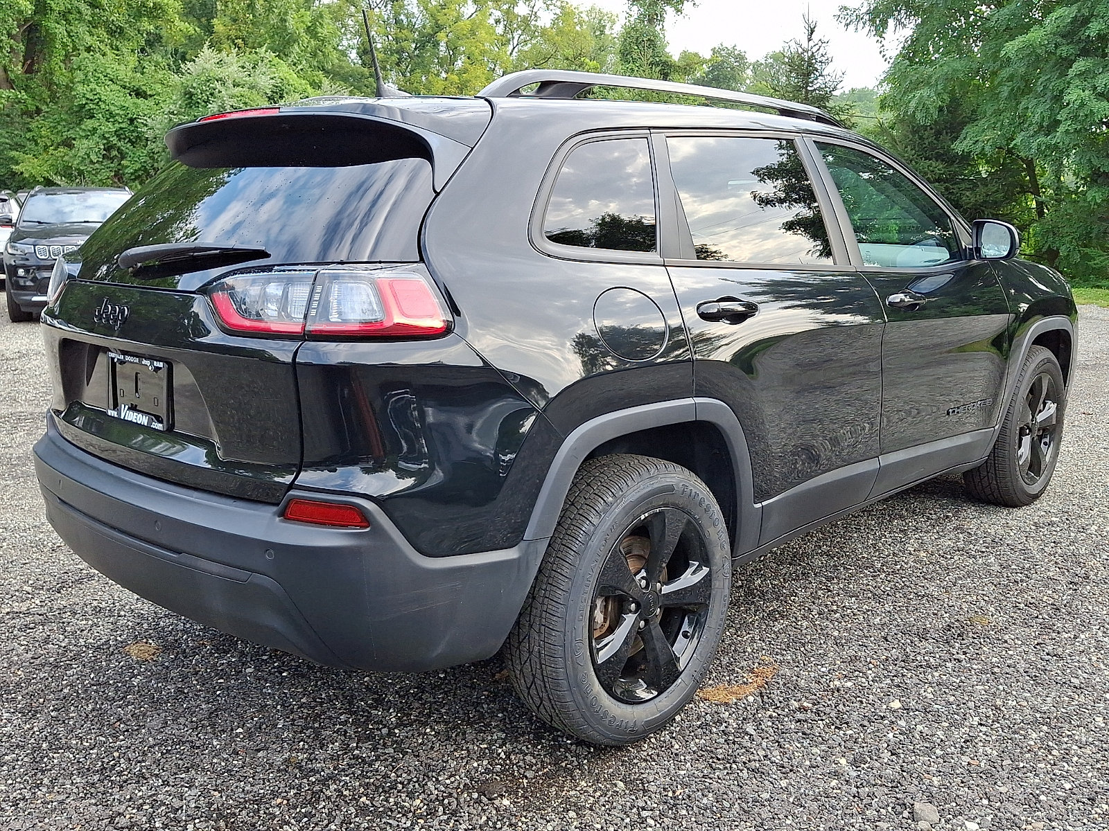 Certified 2020 Jeep Cherokee Latitude Plus AWD/4WD image 6