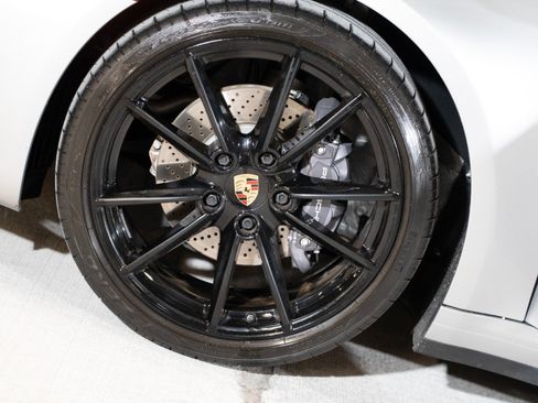 Certified 2020 Porsche 911 Carrera image 11
