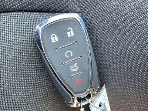 Used 2024 Chevrolet Malibu LT image 30