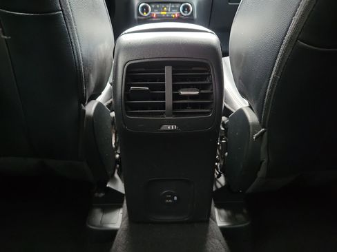 Used 2022 Ford Escape SEL w/ Technology Package image 12