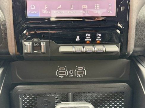New 2026 RAM 1500 Big Horn AWD/4WD image 34