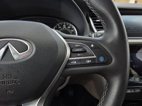 Used 2024 INFINITI QX50 Luxe FWD image 22