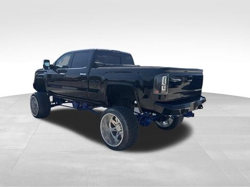 Used 2015 GMC Sierra 2500 Denali w/ Duramax Plus Package AWD/4WD image 4