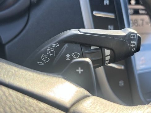 Used 2017 Lincoln MKC Premiere image 20