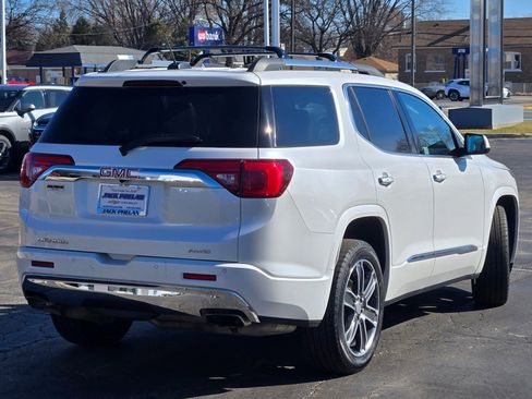 Used 2019 GMC Acadia Denali image 13