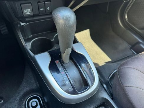 Used 2016 Honda Fit LX image 25