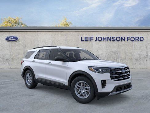 New 2026 Ford Explorer Active w/ Active Comfort Package RWD image 7
