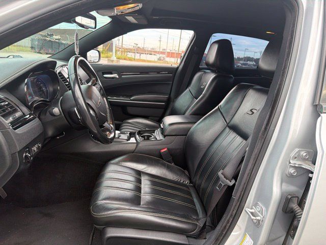 Used 2020 Chrysler 300 S RWD image 10