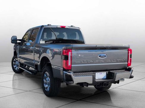 New 2026 Ford F250 Lariat w/ Chrome Package image 13