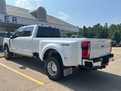 New 2026 Ford F350 Lariat AWD/4WD image 5
