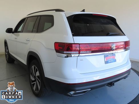Used 2025 Volkswagen Atlas SE image 7