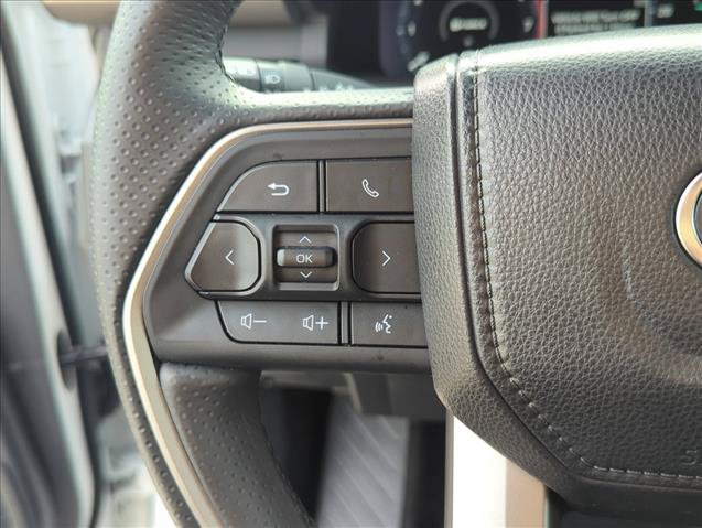 Certified 2026 Toyota 4Runner Platinum AWD/4WD image 15