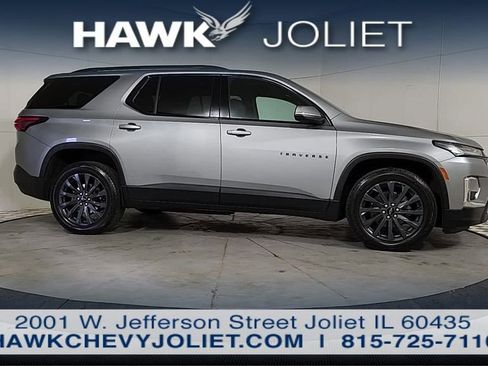 Used 2023 Chevrolet Traverse RS AWD/4WD image 8