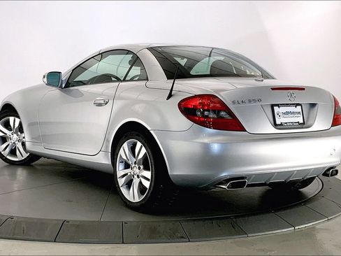 Used 2010 Mercedes-Benz SLK 350 image 10