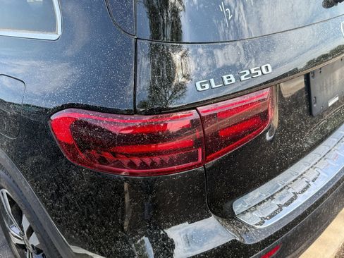 Used 2024 Mercedes-Benz GLB 250 image 9