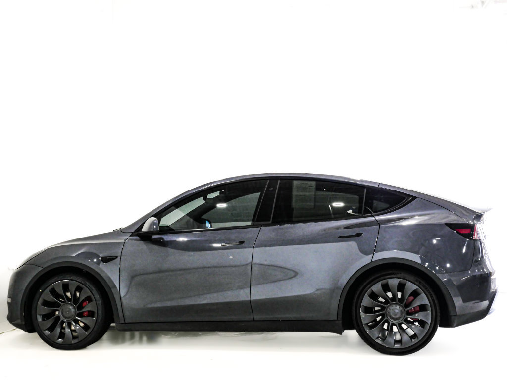 Used 2022 Tesla Model Y Performance AWD/4WD image 6