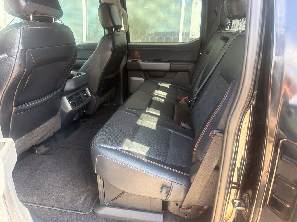 Used 2023 Ford F350 Lariat w/ Lariat Ultimate Package AWD/4WD image 12