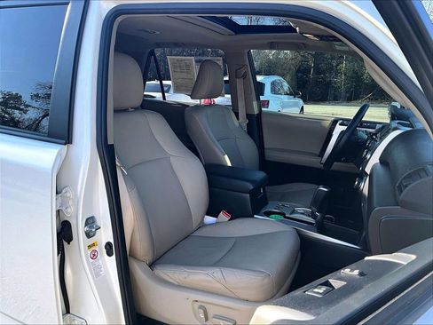 Used 2010 Toyota 4Runner SR5 image 15