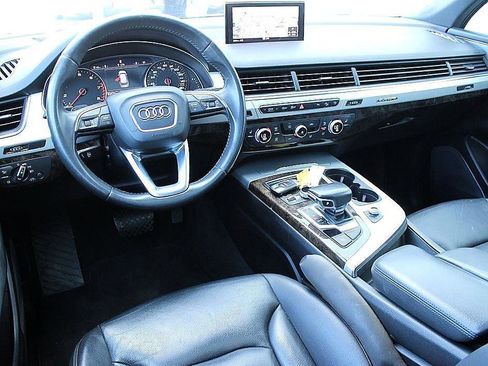 Used 2019 Audi Q7 2.0T Premium w/ Convenience Package AWD/4WD image 20