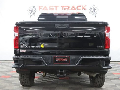 Used 2021 Chevrolet Silverado 2500 LTZ w/ Carhartt Edition AWD/4WD image 5