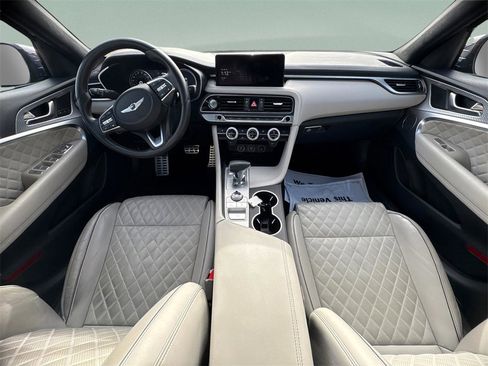 Used 2022 Genesis G70 3.3T w/ Sport Prestige Package image 11