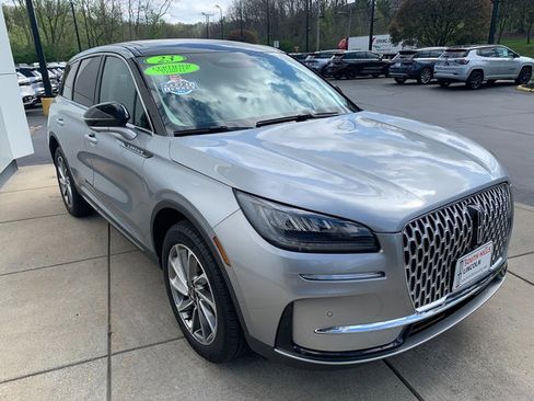Certified 2023 Lincoln Corsair AWD w/ Equipment Group 101A image 9