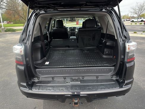 Used 2018 Toyota 4Runner Limited AWD/4WD image 14