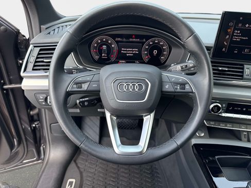 Used 2024 Audi Q5 2.0T Premium w/ Summer of Audi Package AWD/4WD image 28