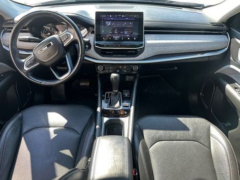 Used 2022 Jeep Compass Latitude w/ Sun and Sound Group image 20