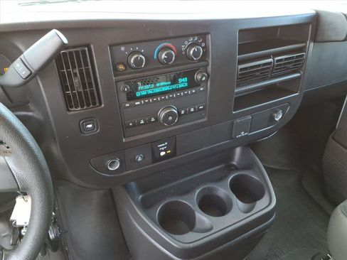 Used 2024 Chevrolet Express 2500 w/ Driver Convenience Package image 30