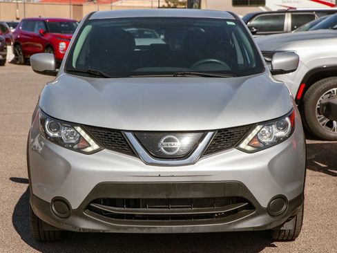 Used 2019 Nissan Rogue Sport S FWD image 3