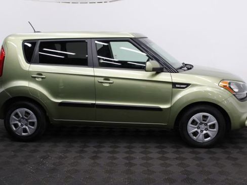 Used 2012 Kia Soul Base image 3