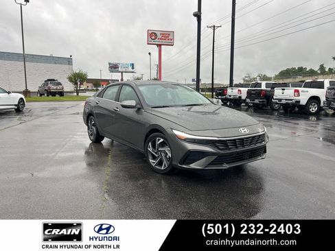 New 2026 Hyundai Elantra Limited FWD image 1