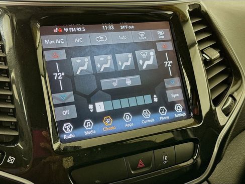 Certified 2022 Jeep Cherokee Limited image 24