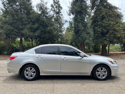 Used 2012 Honda Accord SE image 13
