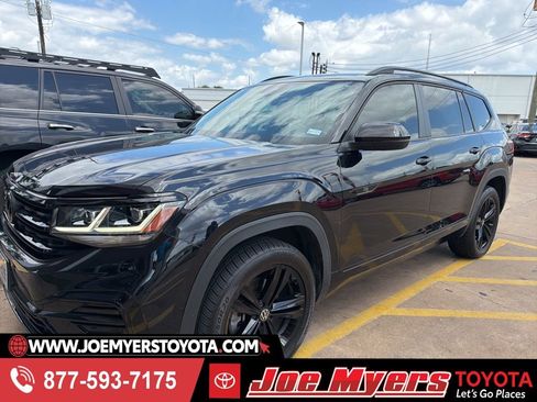 Used 2023 Volkswagen Atlas SEL R-Line AWD/4WD image 1