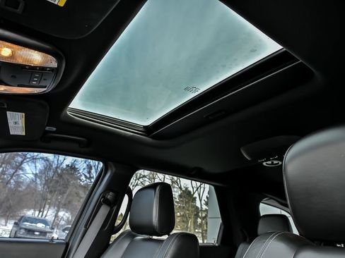 Used 2022 Dodge Durango GT image 16