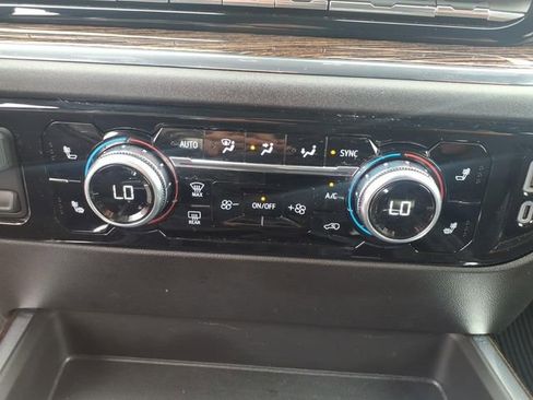 Used 2024 GMC Sierra 1500 Elevation image 19