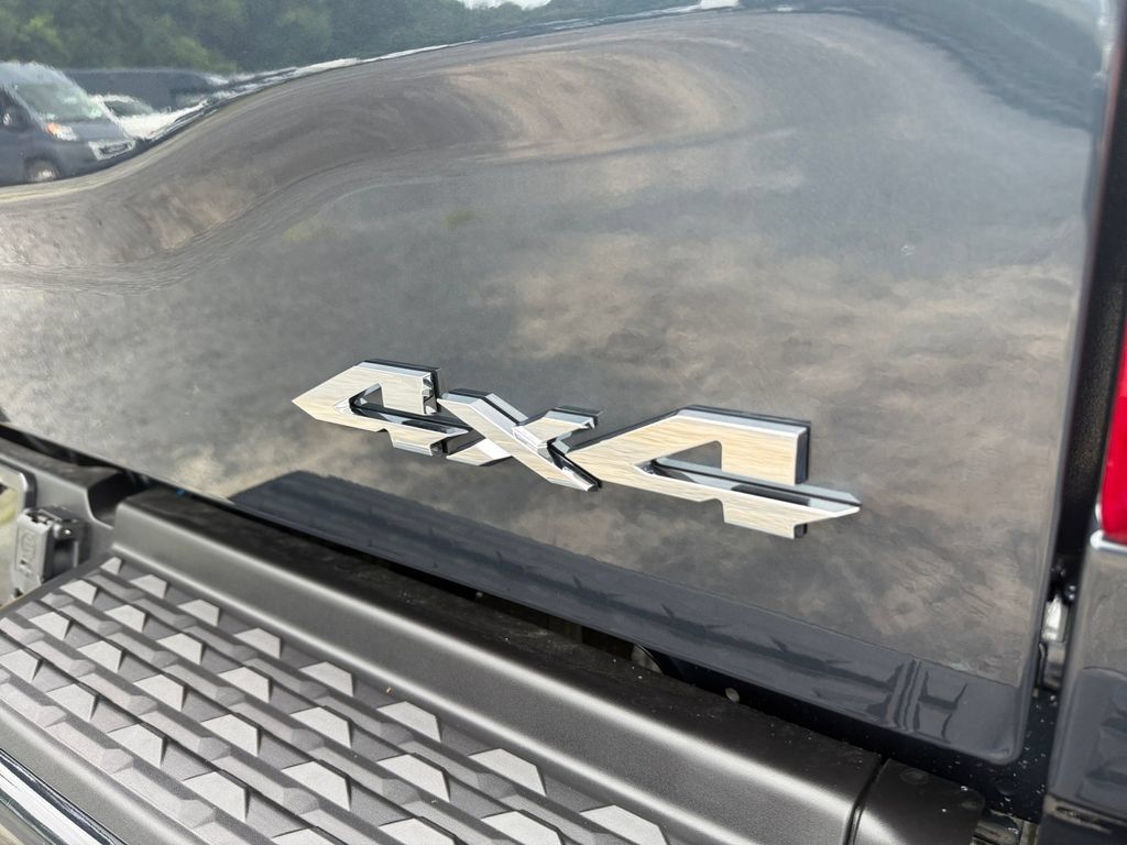 New 2027 RAM 3500 Limited AWD/4WD image 16