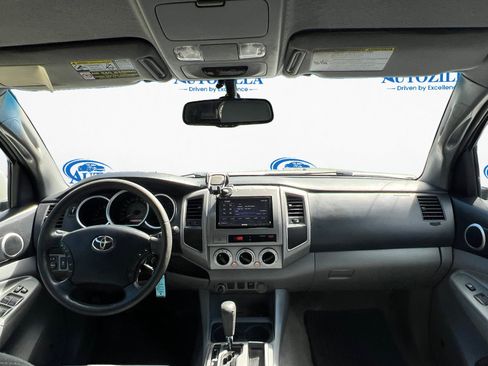 Used 2011 Toyota Tacoma PreRunner RWD image 13