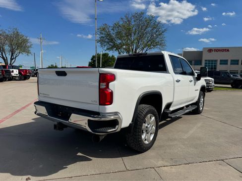 Used 2020 Chevrolet Silverado 2500 LTZ w/ LTZ Premium Package image 3