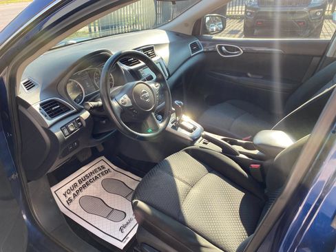 Used 2019 Nissan Sentra SR FWD image 3