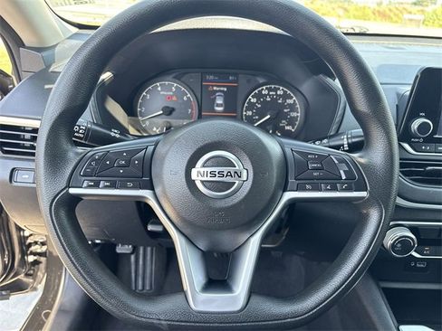 Used 2022 Nissan Altima 2.5 S image 21