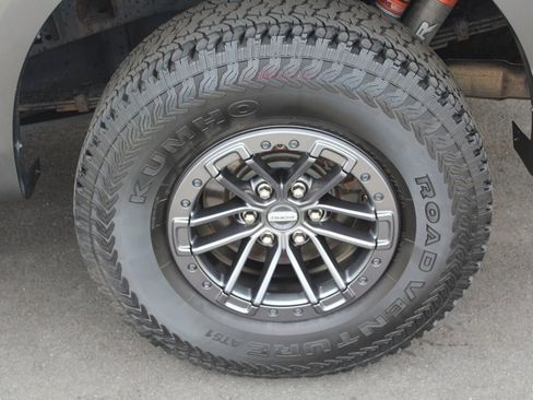 Used 2019 Ford F150 Raptor w/ Equipment Group 802A Luxury image 30