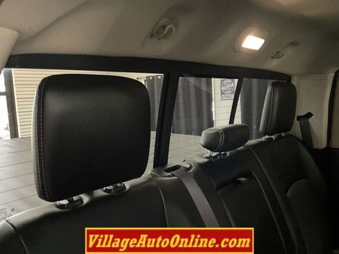 Used 2015 RAM 1500 Laramie w/ Convenience Group AWD/4WD image 35