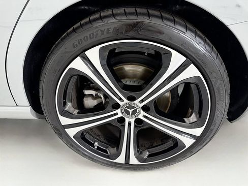 Certified 2026 Mercedes-Benz C 300 Sedan image 30